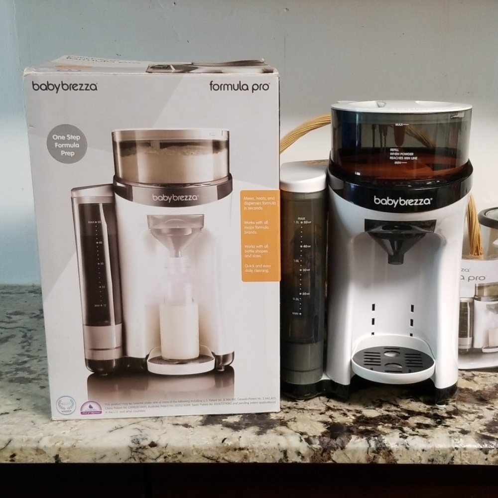 🚫SOLD🚫Baby Brezza formula pro